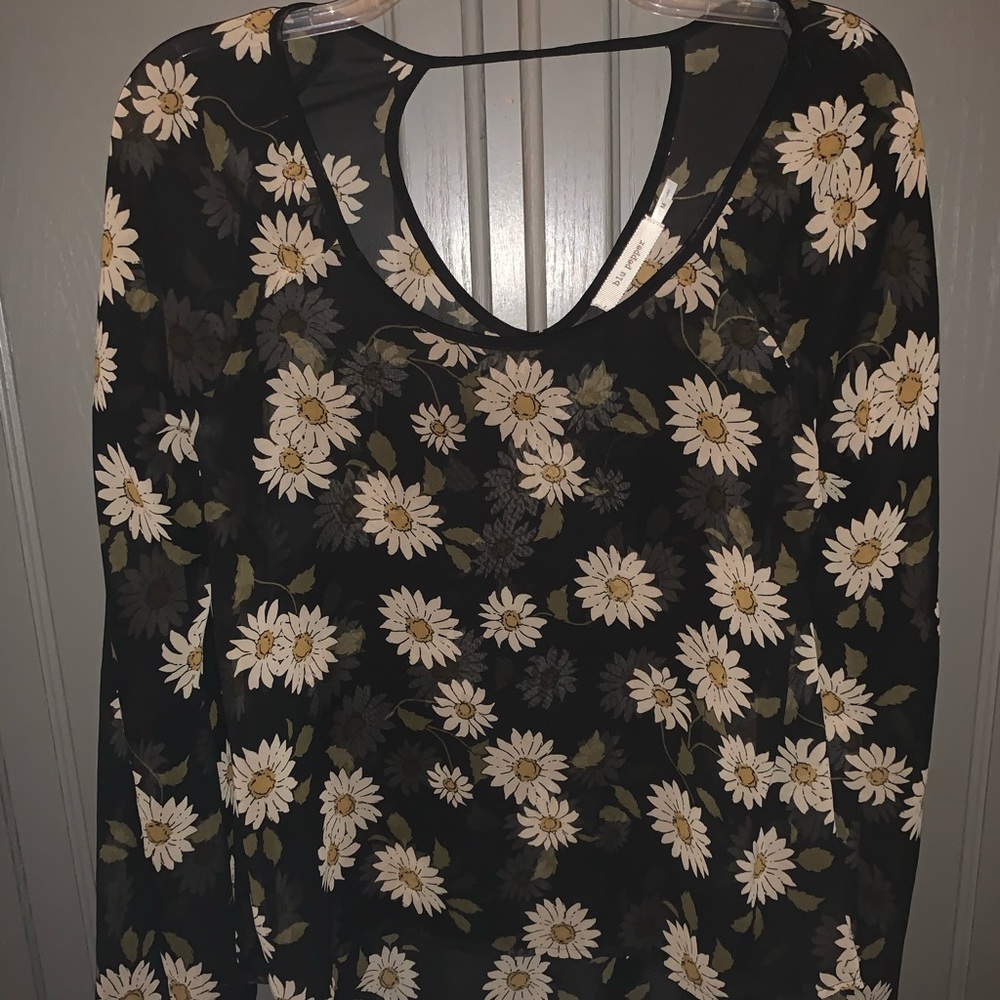 Ladies Sheer Blouse size M